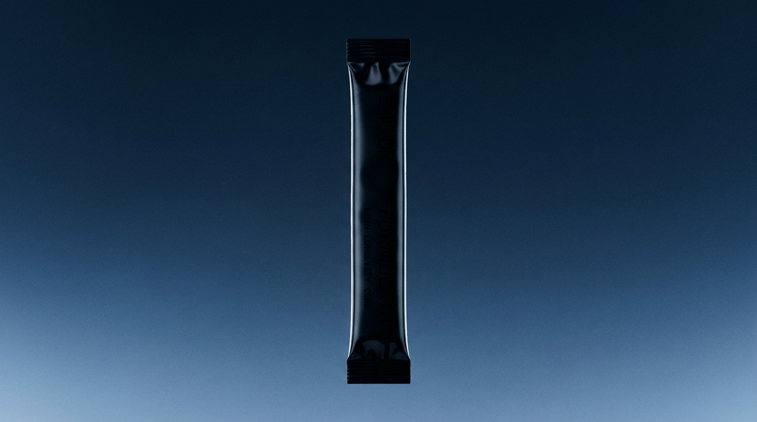 Formula 01 sachet on a blue gradient